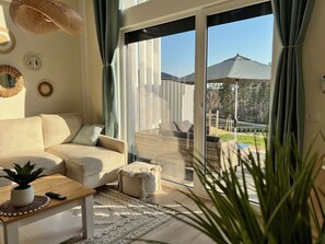 Smart-TV, videospill, DVD-spiller og bøker