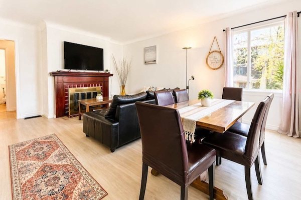 Dining area for having meals with your loved ones.