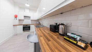 Standard Room | Shared kitchen facilities