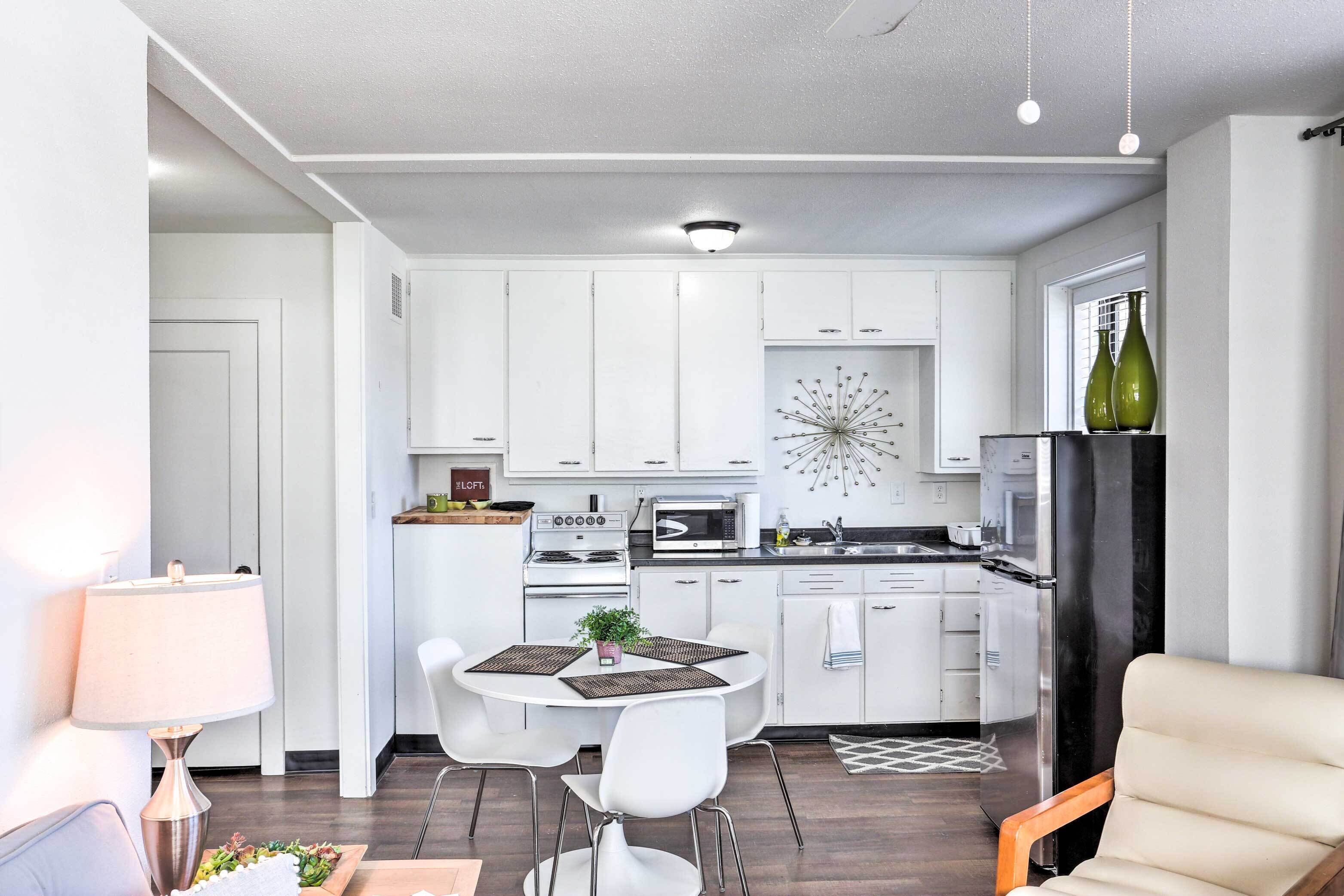 Fridge, microwave, stovetop, coffee/tea maker