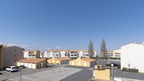 Property grounds - Apt 4/6 ppl, sea view terrace, pool, parking (Agde)