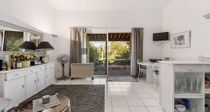 Modern house 5 ppl, terrace, pool