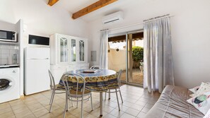 Interior - House 4/6 ppl with a spacious terrace (Agde)