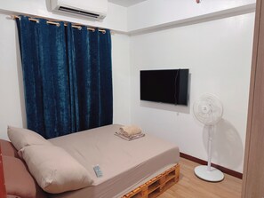 2 Schlafzimmer, Schreibtisch, kostenloses WLAN, Bettwäsche