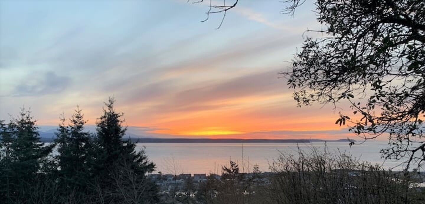 Sunny Whidbey Beach House with view of Puget Sound