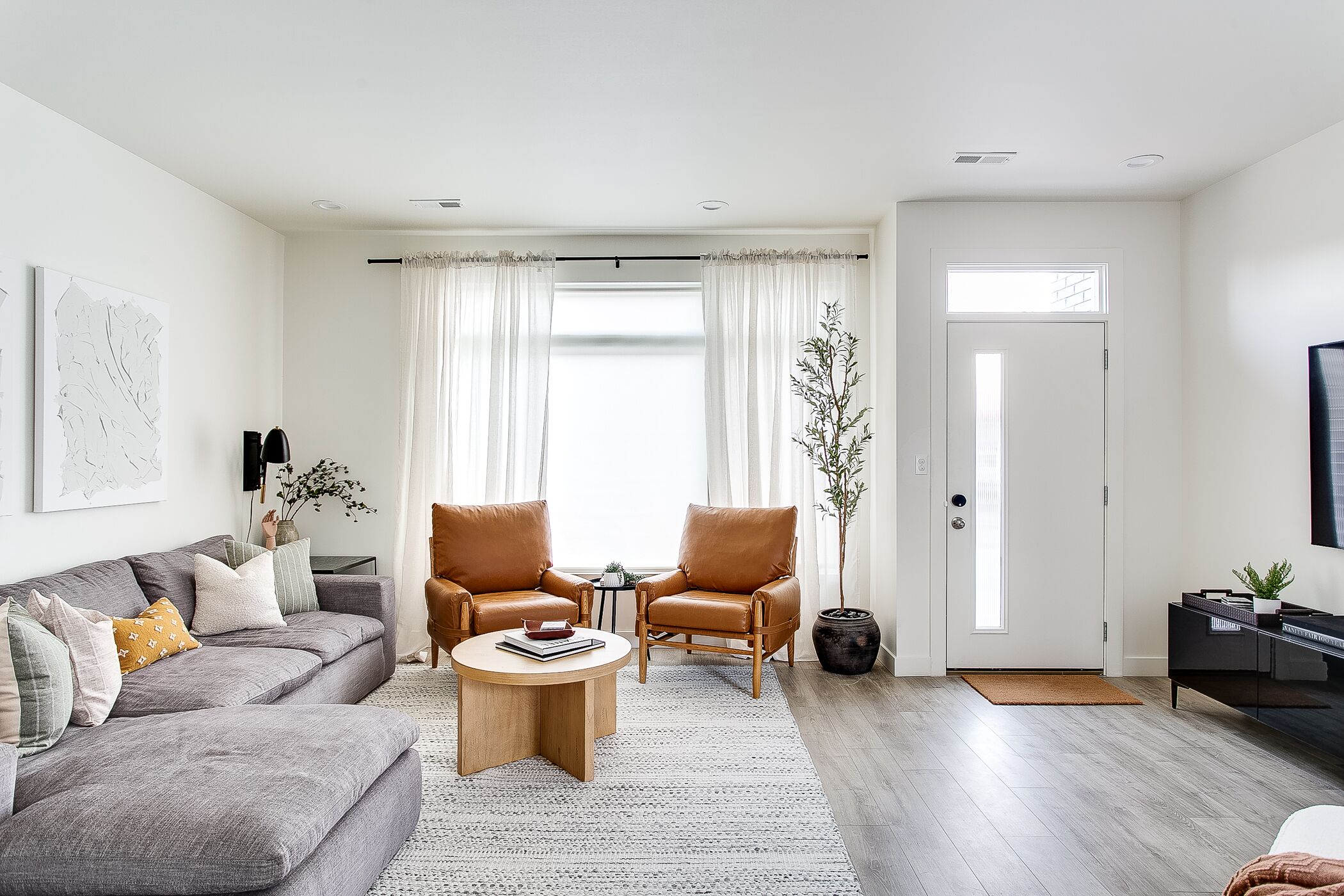 Smart TV, video games