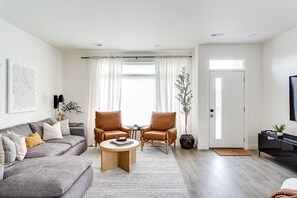 Smart TV, video games