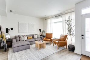 TV connectée, jeux vidéo