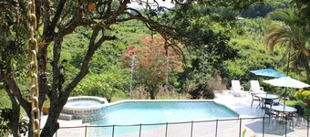 Finca la colmena de don juaco 