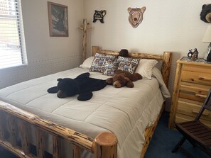 3 chambres, fer et planche à repasser, accès au Wi-Fi (inclus)