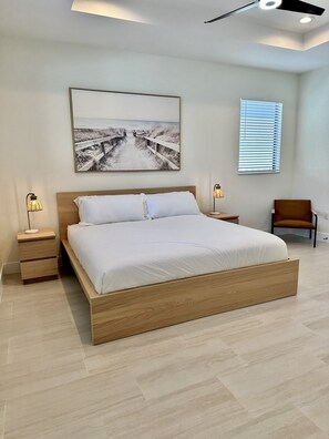 3 soverom, skrivebord, strykejern/-brett og wi-fi (inkludert)