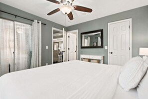 1 Schlafzimmer, Bügeleisen/Bügelbrett, kostenloses WLAN, Bettwäsche