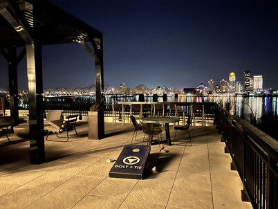 Modern Home w/Skyline Views 1.6 mi from downtown Louisville