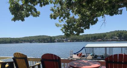 Large Lakefront Family Retreat on Quiet and Lively Cove