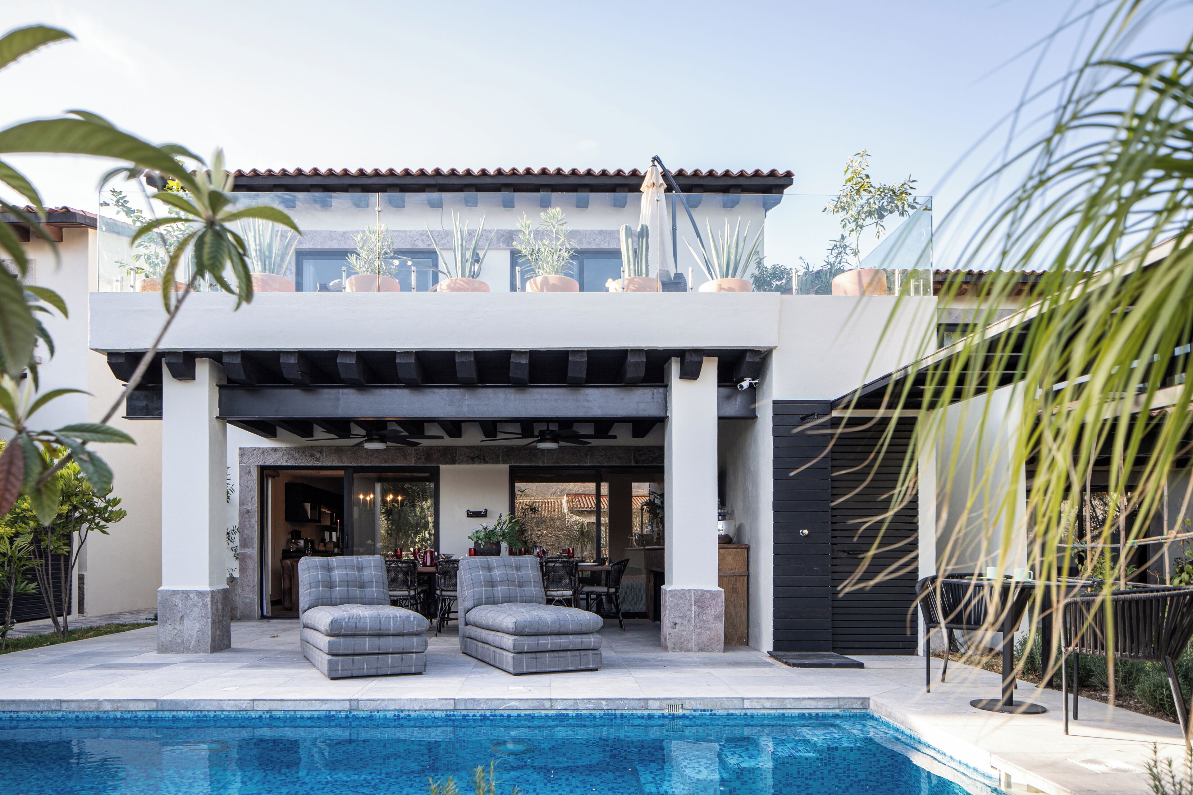Rumah Mewah | Teras/patio