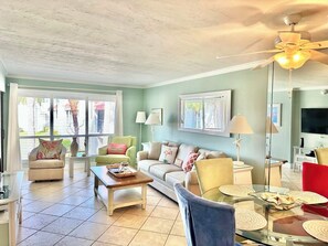 スマートテレビ、DVD プレーヤー