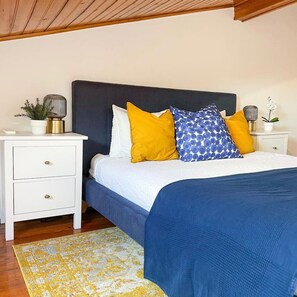 1 slaapkamer, een strijkplank/strijkijzer, gratis wifi, beddengoed