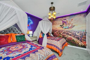 9 habitaciones, tabla de planchar con plancha, internet y ropa de cama 