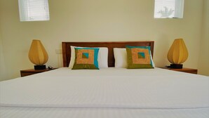 Kamar Double Deluks | Meja kerja, kedap suara, Wi-Fi gratis, dan seprai linen
