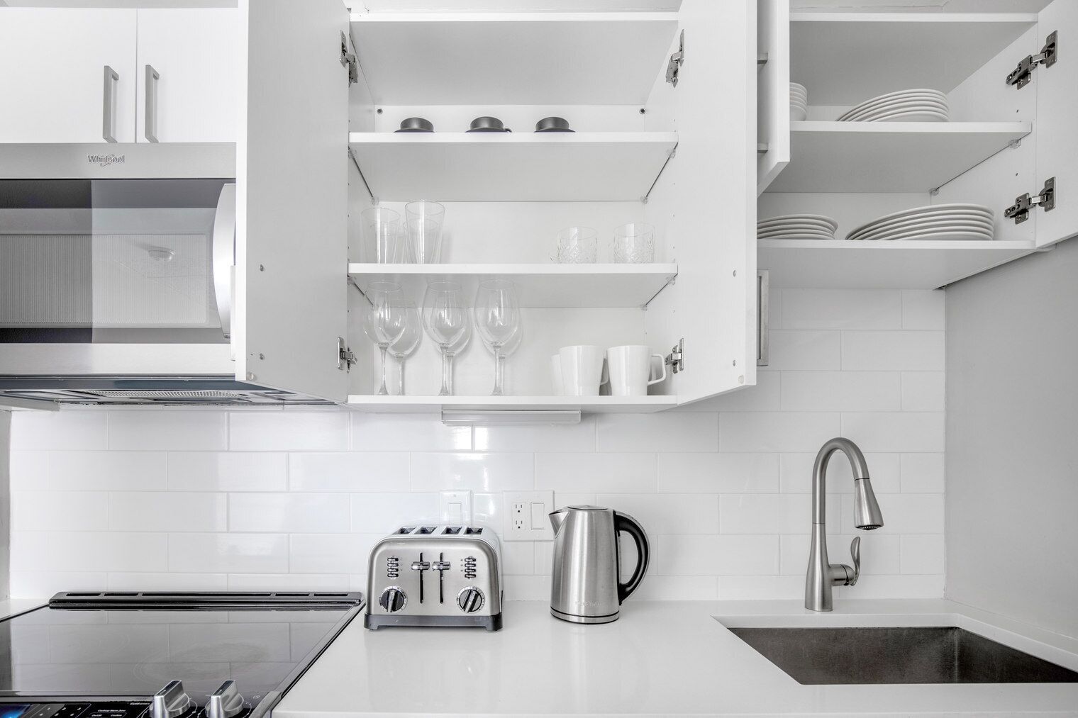 冰箱、微波炉、烤箱、洗碗机