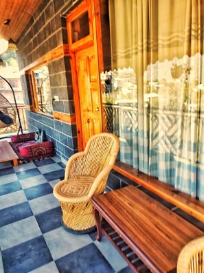 Exterior - Cafe Saffron & Cottages (Kullu)