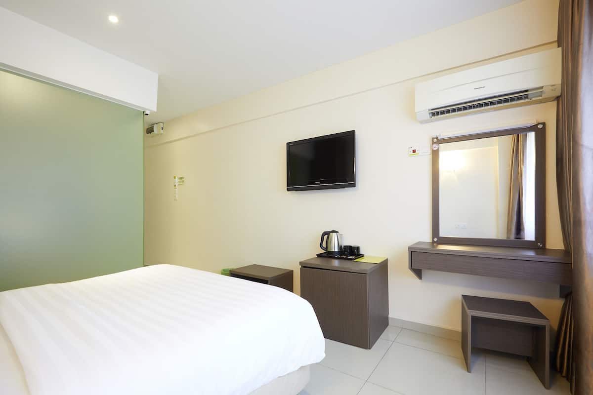 1 bedroom, free WiFi, bed sheets