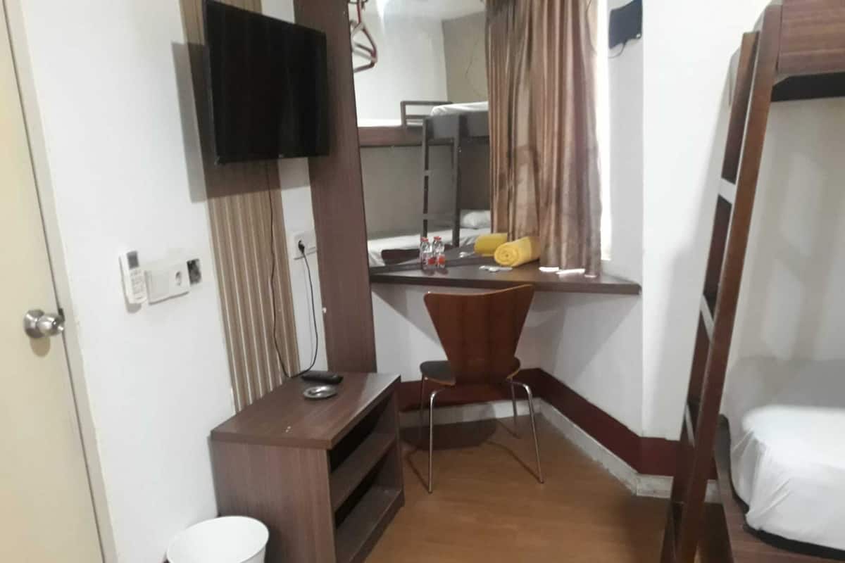 Deluxe 4 Bed room/Full day