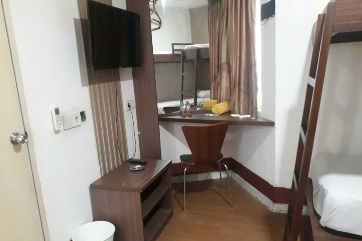 Deluxe 4 Bed room/Full day