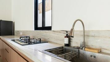 Superior Villa, 2 Bedrooms | Private kitchen | Electric kettle