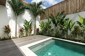 Outdoor pool - La Bumbak (Kerobokan)