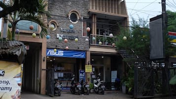 Fachada de la propiedad