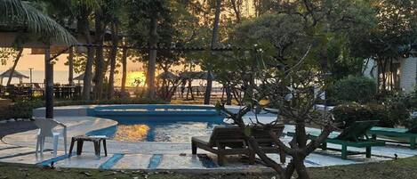 Habitación familiar | Piscina privada