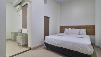 Grand Double Room | Minibar, desk, free WiFi, bed sheets