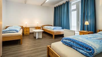 3 bedrooms, free WiFi, bed sheets