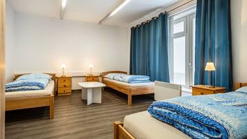 3 bedrooms, free WiFi, bed sheets