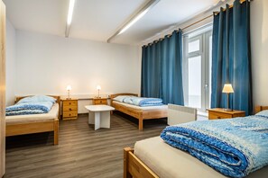 3 bedrooms, free WiFi, bed sheets