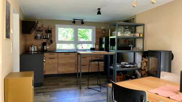 Kühlschrank, Ofen, Herdplatte, Geschirrspüler