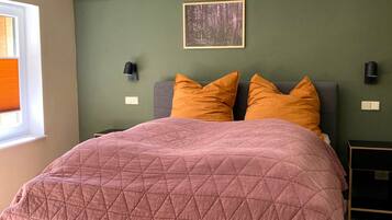2 bedrooms, free WiFi, bed sheets
