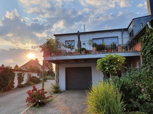 Ferienwohnung 'Haus Rosenbusch' mit Privatterrasse, Gemeinschaftsgarten und WLAN