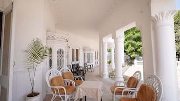 Bagian depan properti