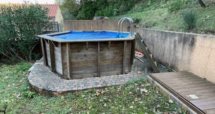 Villa Salagou vue sur le lac 3 chambres piscine 100m2
