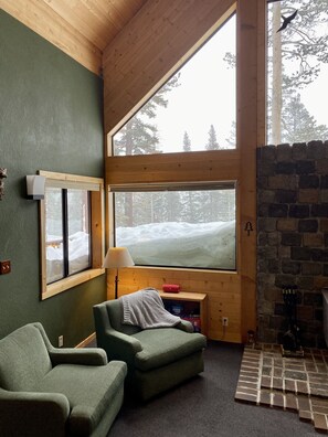 Interior - Sunrise Kirkwood Chalet with Red Cliffs View (Kirkwood)