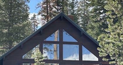 Sunrise Kirkwood Chalet with Red Cliffs View