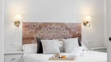 2 slaapkamers, een strijkplank/strijkijzer, internet, beddengoed