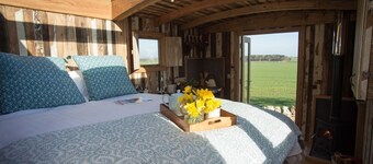 The Sanderling - sleeps 2 guests in 1 bedroom