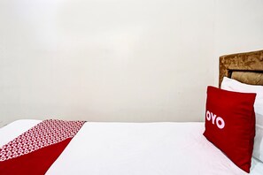 Habitación doble estándar | Wifi gratis y ropa de cama 
