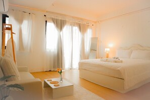 2 bedrooms, premium bedding, Select Comfort beds, free minibar - HaneulHotelChiamai (Chiang Mai)