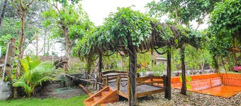 OYO 92083 Lailik Gilang Guesthouse