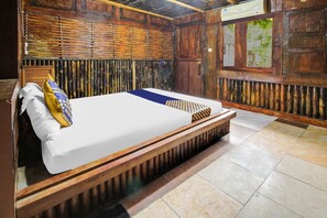 Habitación básica doble | Wifi gratis y ropa de cama