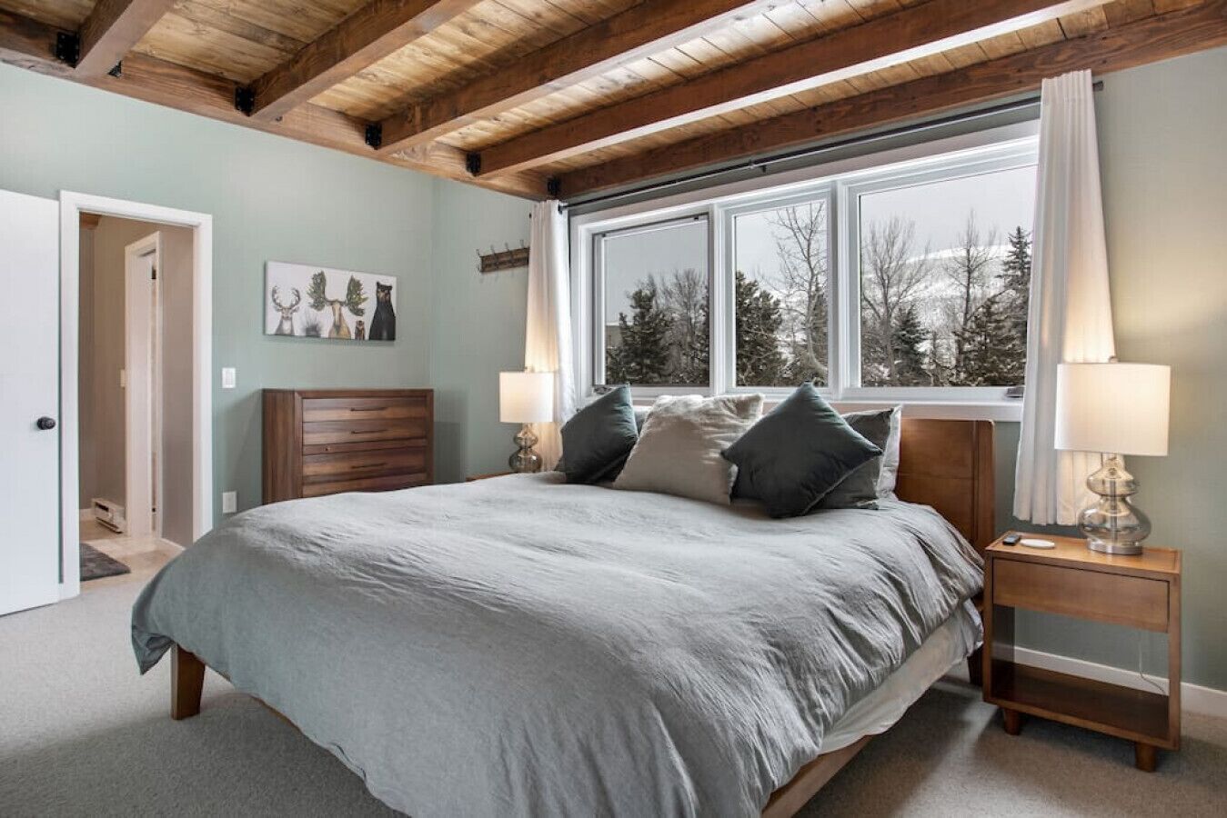 4 chambres, bureau, fer et planche à repasser, Wi-Fi gratuit